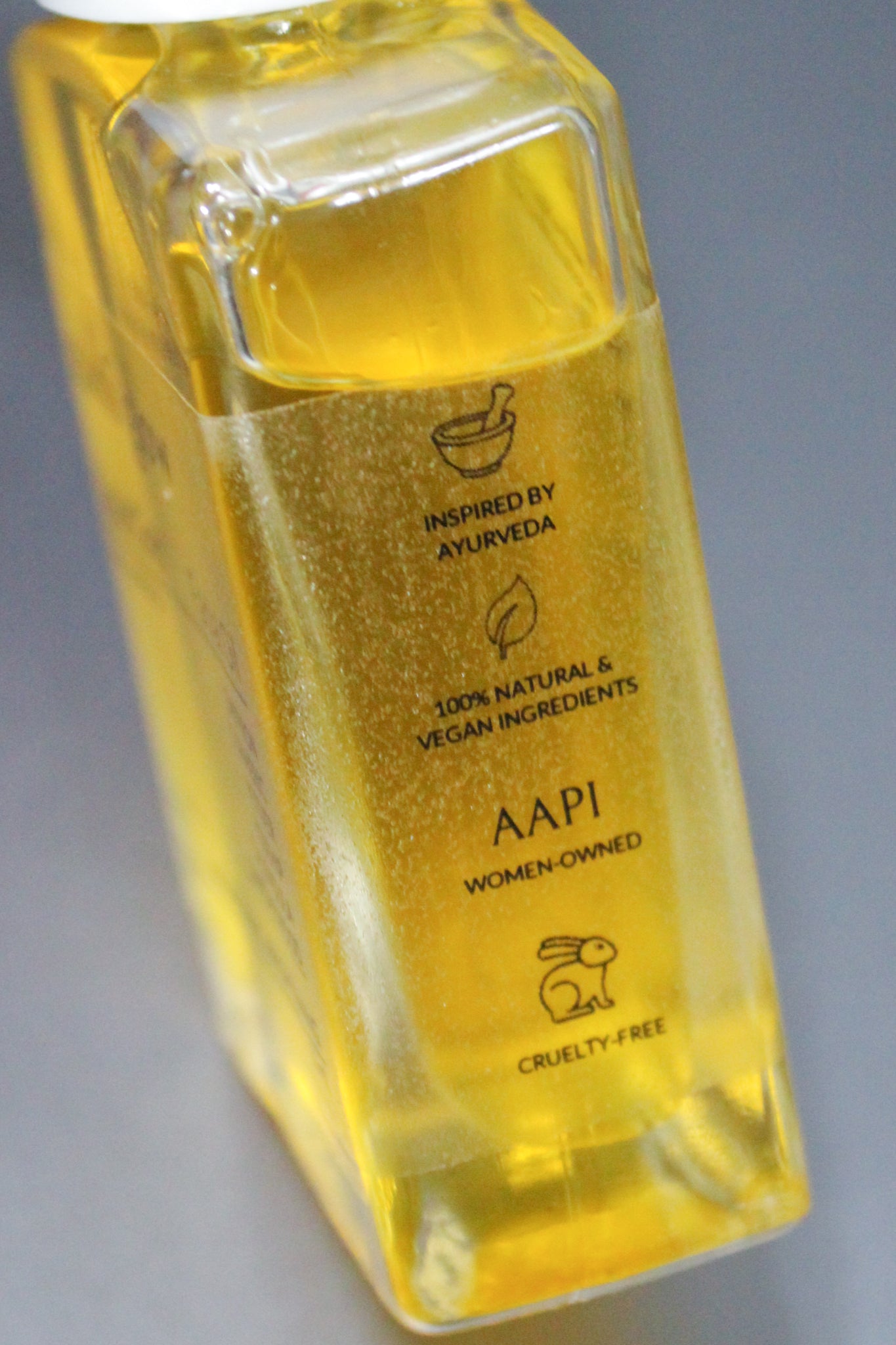 LIQUID GOLD - Ayurvedic Brightening Facial Oil
